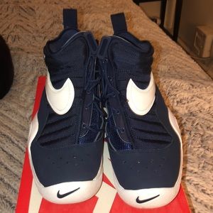 Nike shake ndestrukt Dennis Rodman shoes size 13